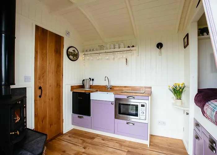 Crown Cottage Farm